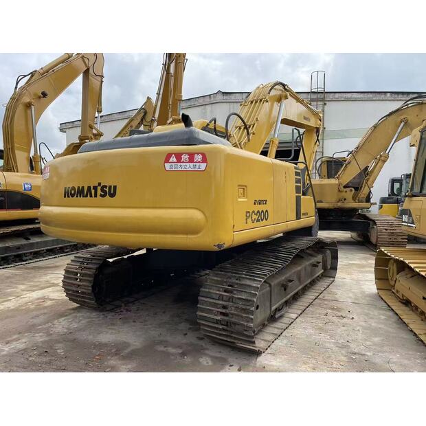 2016 Komatsu PC200-6-40803070