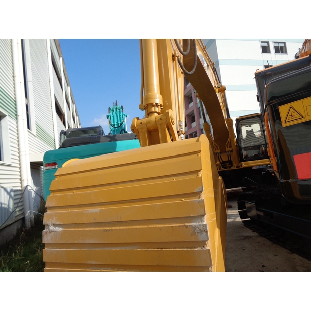 2021 Caterpillar 330B-40803088