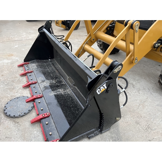 2021 Caterpillar 420F-40803099