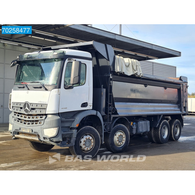2017 Mercedes-Benz Arocs 4142-40803382