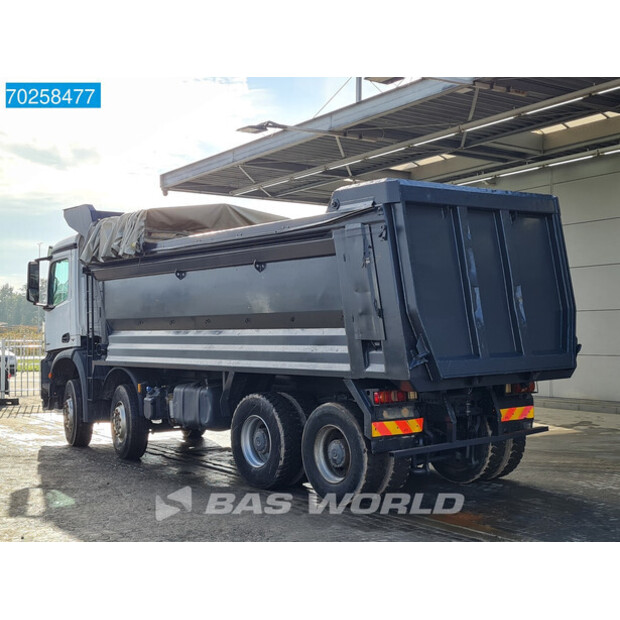 2017 Mercedes-Benz Arocs 4142-40803383