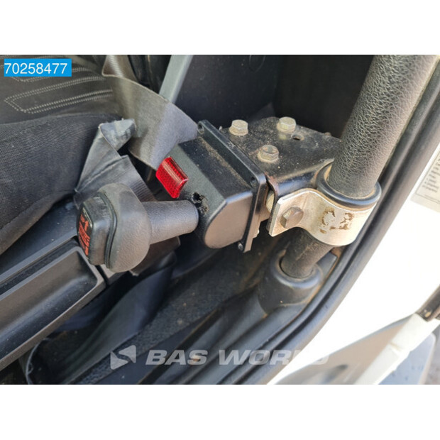 2017 Mercedes-Benz Arocs 4142-40803395