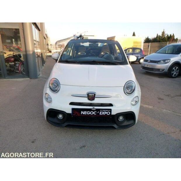 2017 Fiat 500-40809386