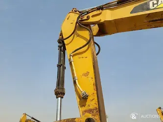2017-caterpillar-349d2-1290756-40812006