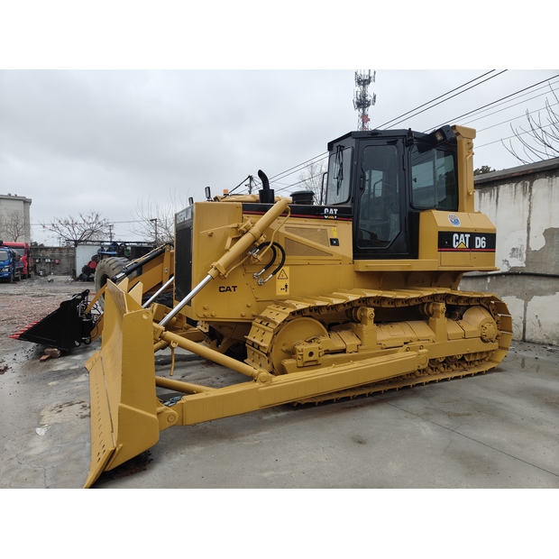 2020 Caterpillar D6G-40813490