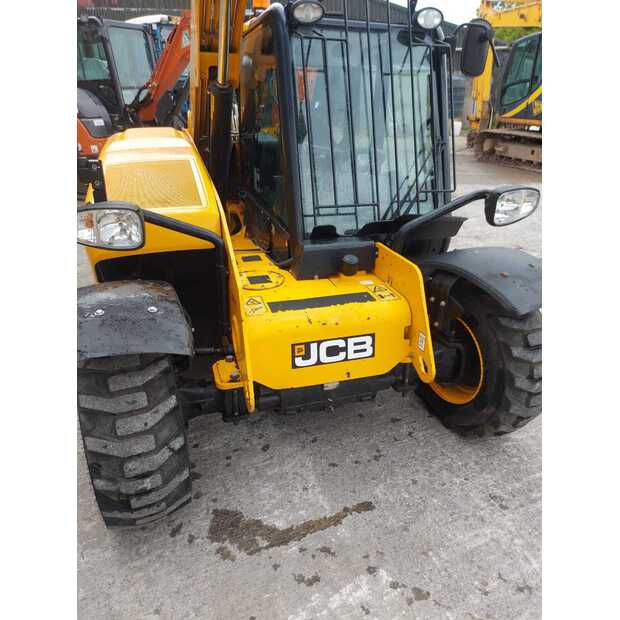 2021 JCB 525-60-40813647
