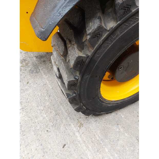 2021 JCB 525-60-40813652