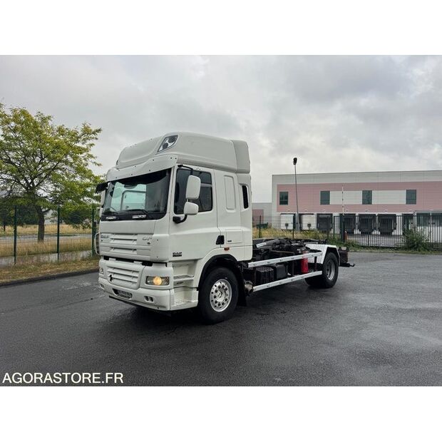2009 داف CF85-40815856