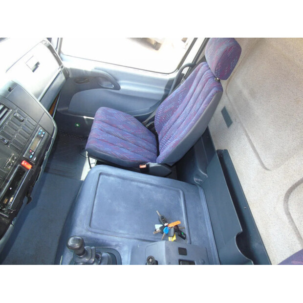 2003 Mercedes-Benz ATEGO 918-40827674