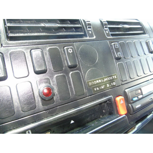 2003 Mercedes-Benz ATEGO 918-40827676