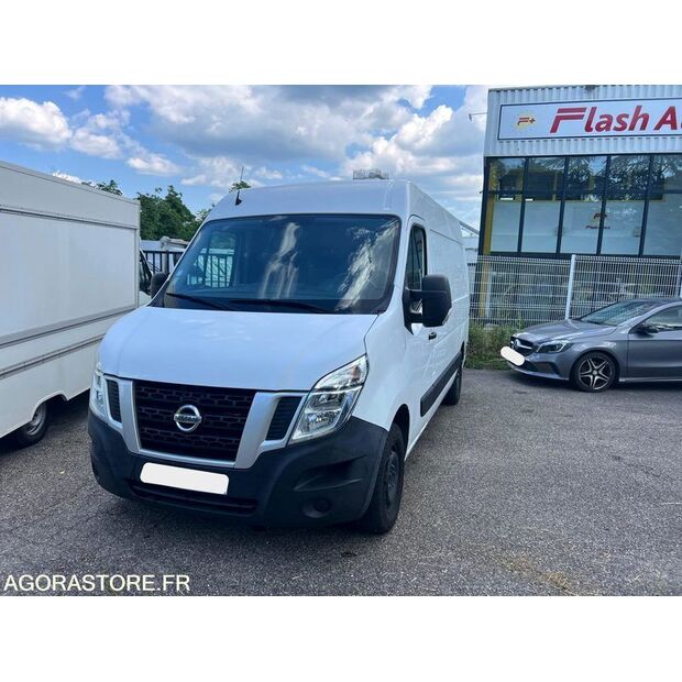 2018 NISSAN NV400-40833406
