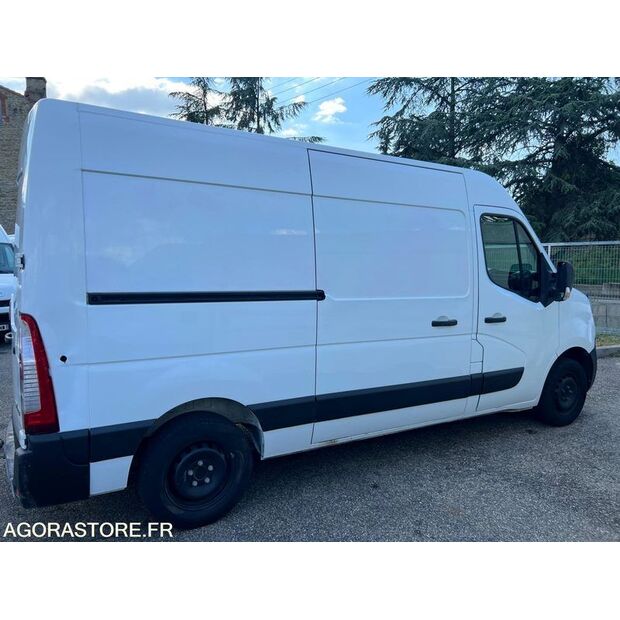 2018 NISSAN NV400-40833410