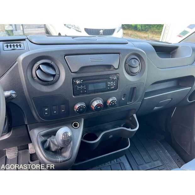 2018 NISSAN NV400-40833413