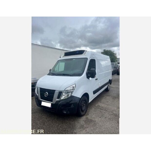 2019 نيسان NV400-40833625