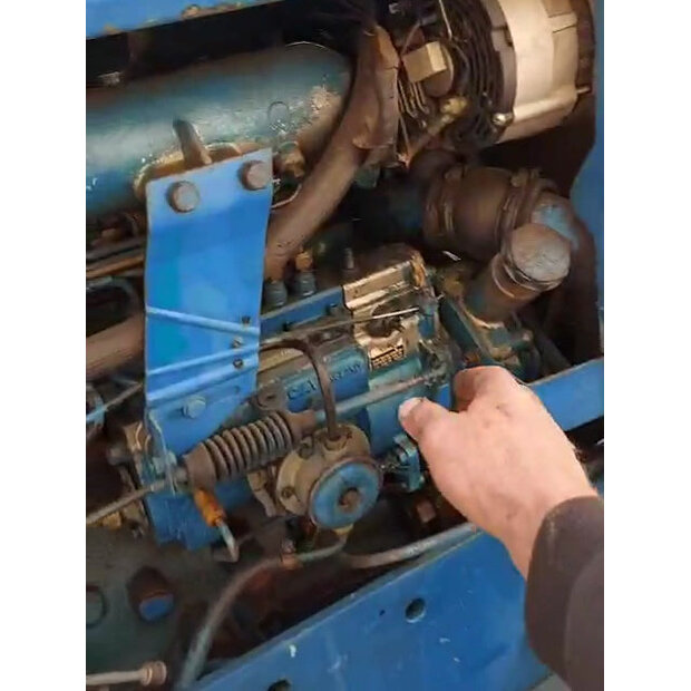 Ford TW-20-40850680