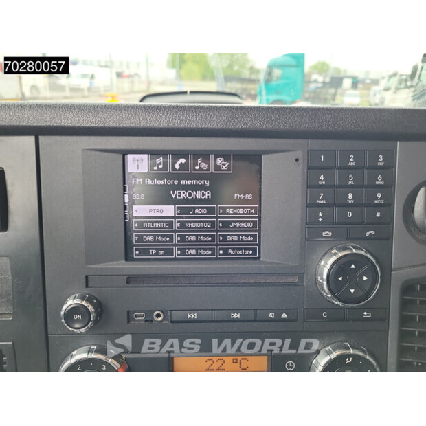 2017 Mercedes-Benz Antos 1827-40860301
