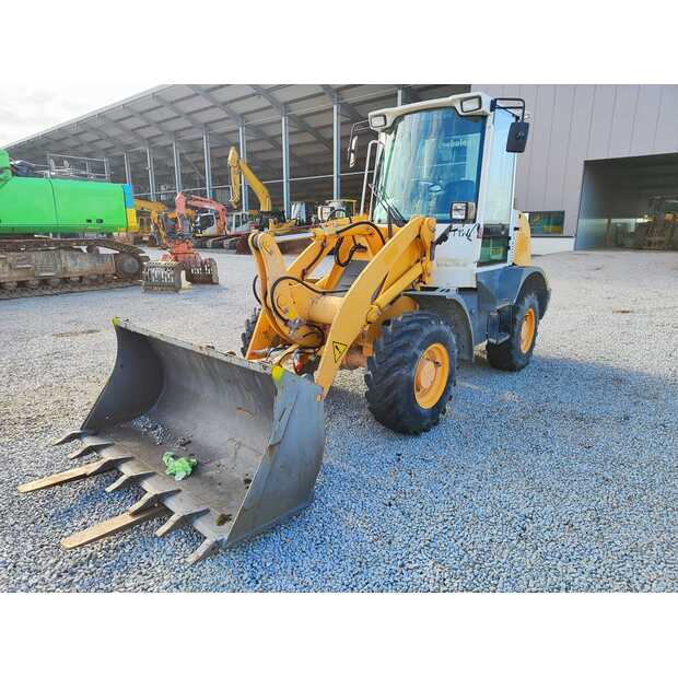 2011 Liebherr L506-40863193