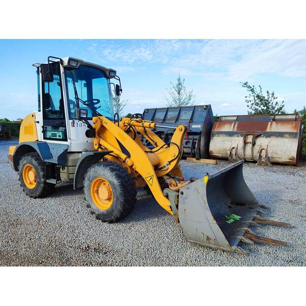 2011 Liebherr L506-40863194