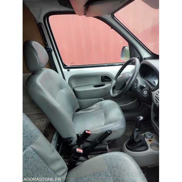 2006 رينو Kangoo-40865159