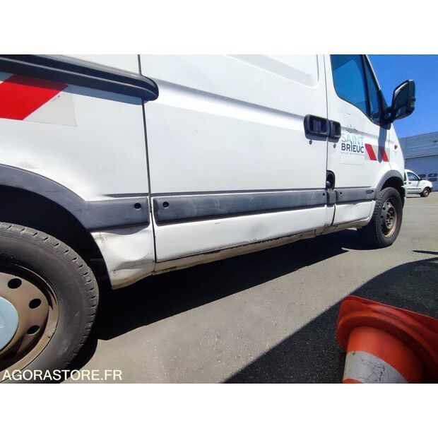2003 Renault Master-40865280