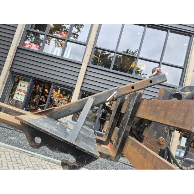 2021 جيه سي بي 516-40-40876451