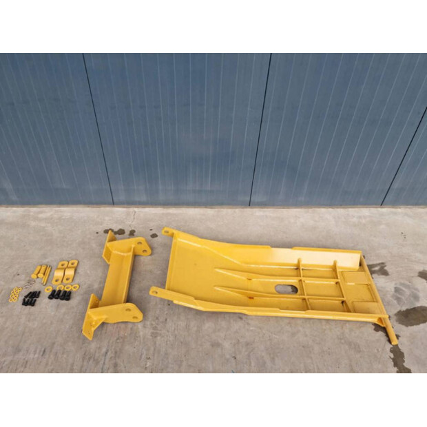 2025 Caterpillar 120K-40885060