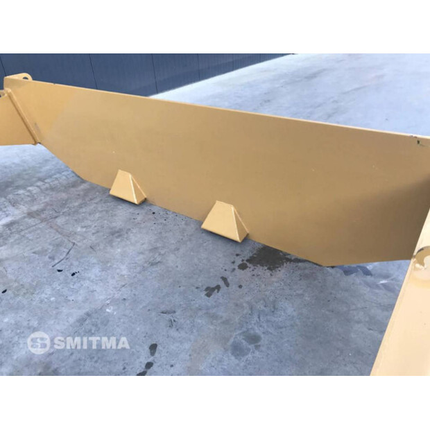 2025 Caterpillar 730-40888263