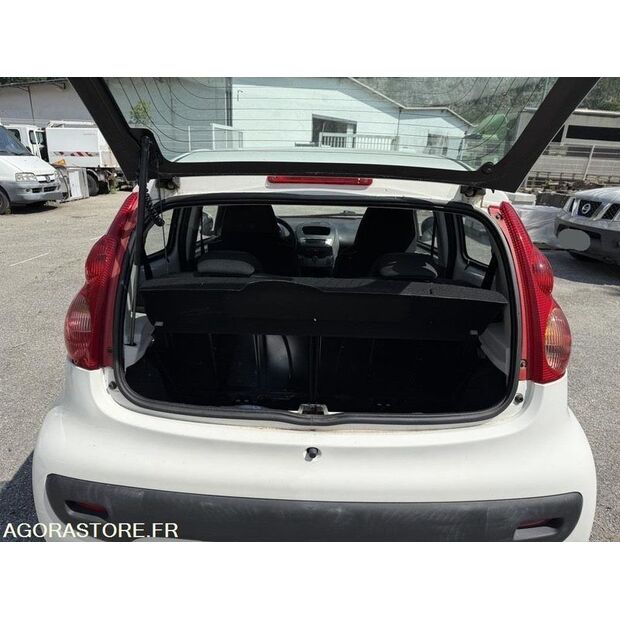2012 Peugeot 107-40905459