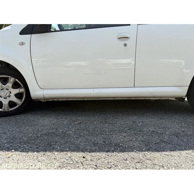 2012 Peugeot 107-40905462