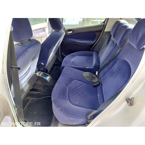 2004 Peugeot 206-40905570
