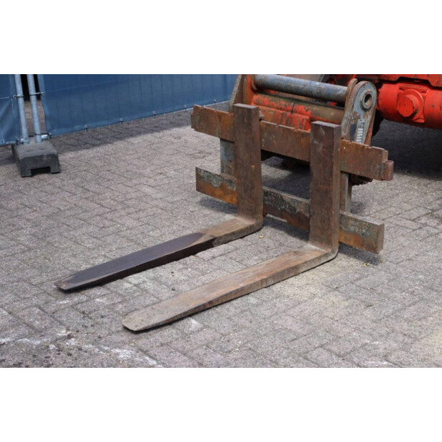 2001 Manitou MLT 524-40908370