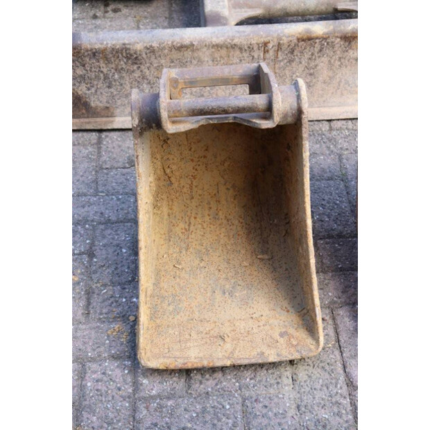 يوروكوماتش ES300-40908451