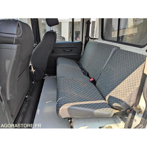 2007 Land Rover Defender-40922948