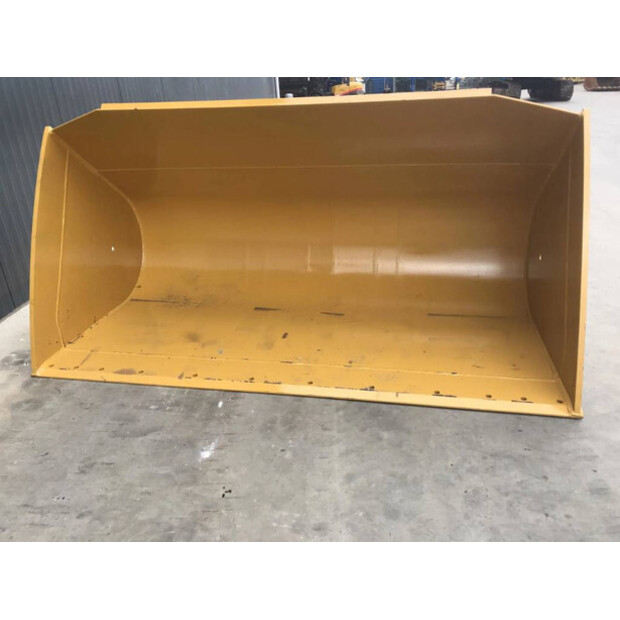 2025 Caterpillar 938K-40923056