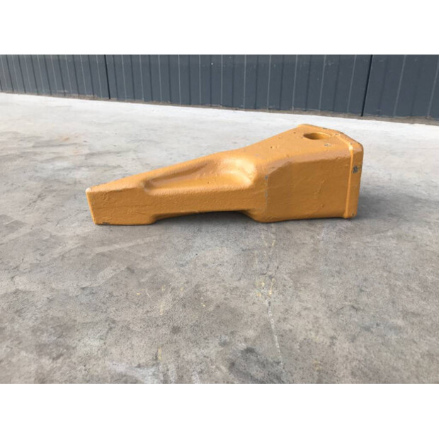 2025 Caterpillar D6R-40924139