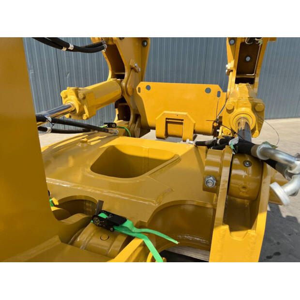 2025 Caterpillar D7H-40924190