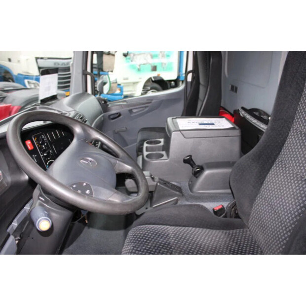 2012 Mercedes-Benz Atego 1018-40938157