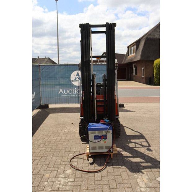2005 BT CBE 15T-40938447