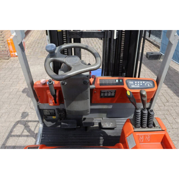 2005 BT CBE 15T-40938463