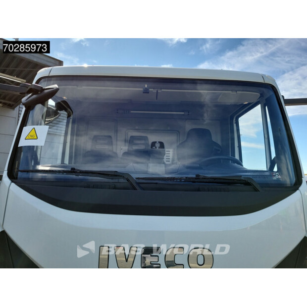 2025 ايفكو Eurocargo 120LE210-40940105