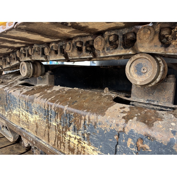 2020 JCB 220X-40946051