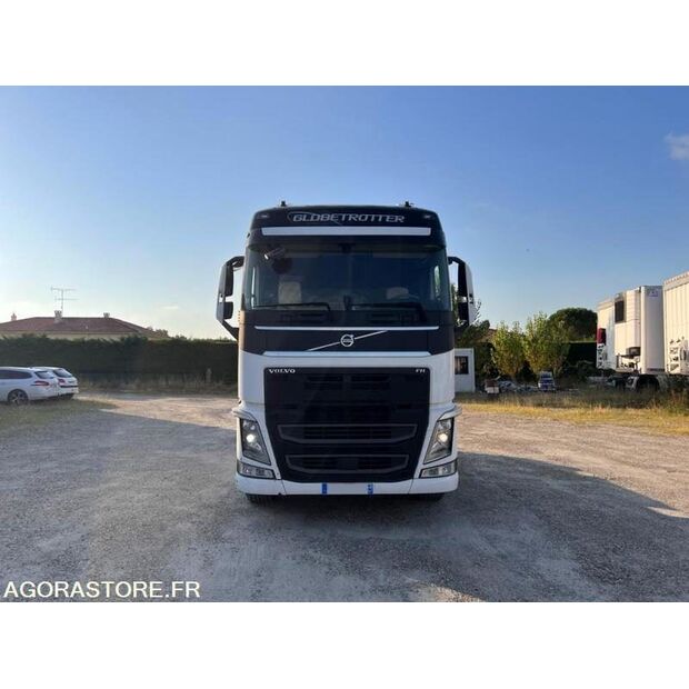 2016 فولفو FH-40954412