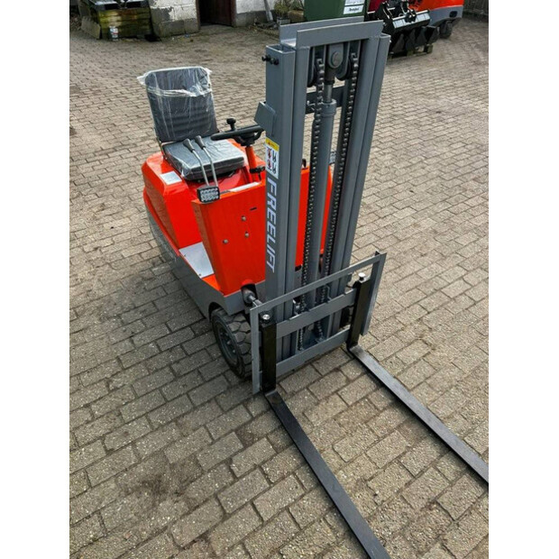 Freelift CMF05-40954945
