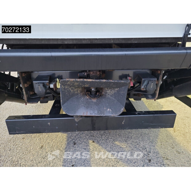 2020 Renault D240-40955365