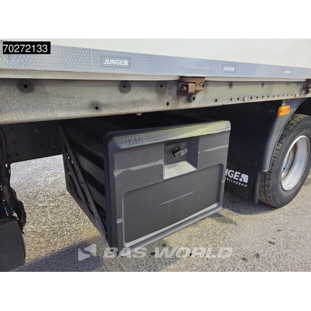 2020 Renault D240-40955371