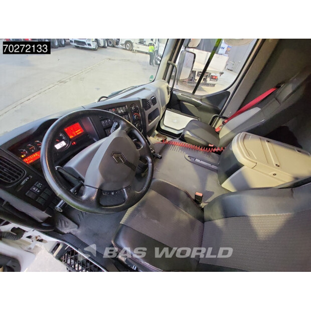 2020 Renault D240-40955377