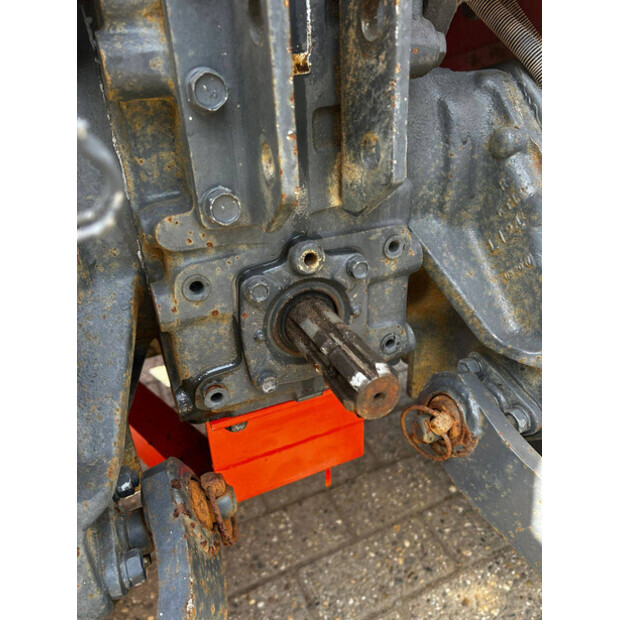 KUBOTA L1-235-40955787