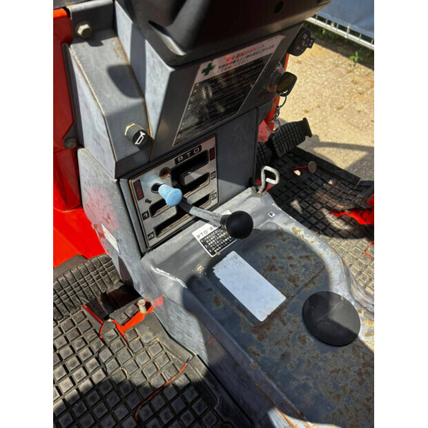 KUBOTA L1-235-40955801