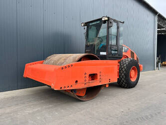 Image for COMPACTORS 2012 Caterpillar CS76 XT