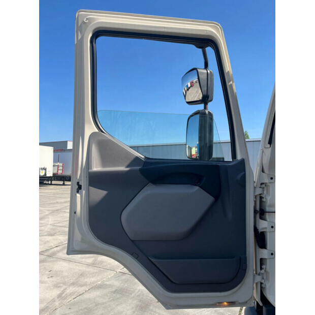 2014 DAF LF 220 FA-40958541